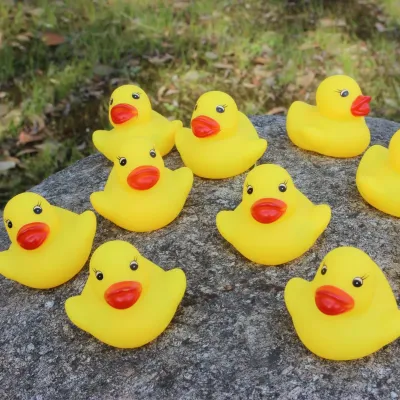 Cartoon Mini Pinch And Call Duckling Water Toys for Kids