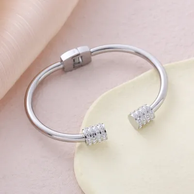 Women Fashion Cylinder Diamond Stretch Open Stainless Steel Bracelet