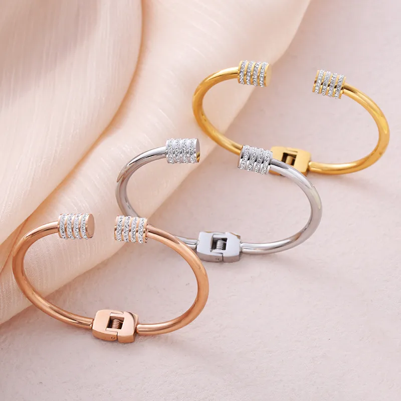 Women Fashion Cylinder Diamond Stretch Open Stainless Steel Bracelet