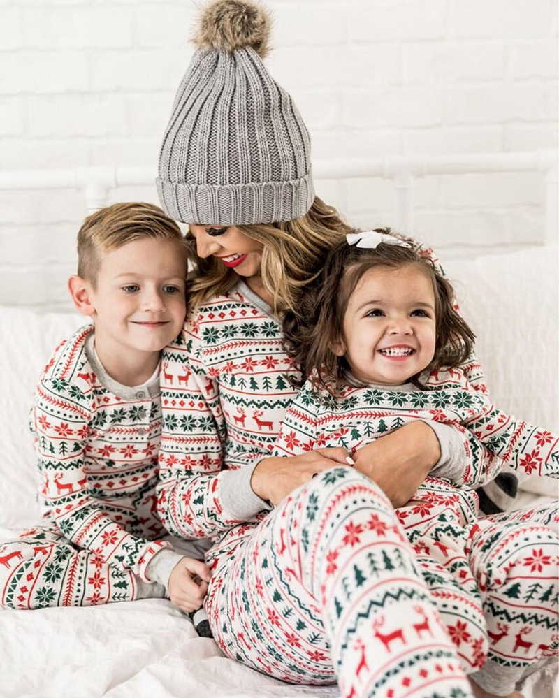 Wholesale Fashion Cozy Christmas Parent Child Outfit Loungewear