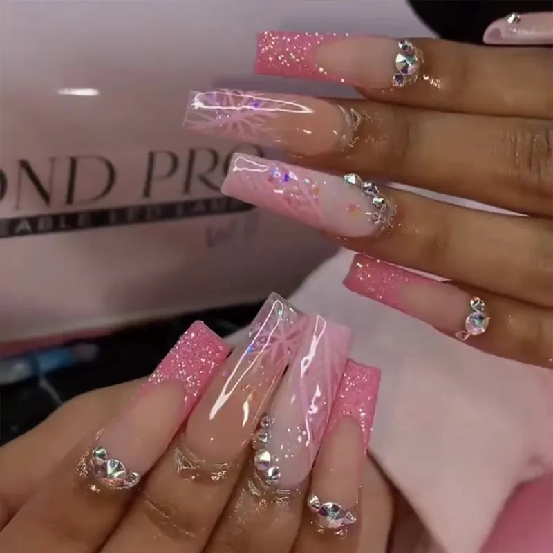 Women Fashion Pink Glitter Edge Snowflake False Nails Long Wearable Ballet