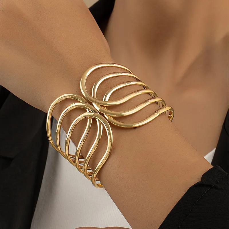 Women Fashion Exaggerated Wide Face Cutout Spring Cuff Bracelet