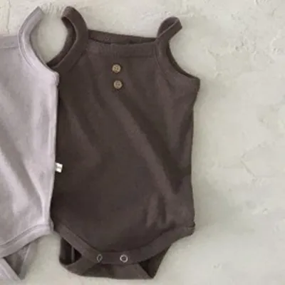 Unisex Baby Solid Color Floral Romper Summer 3-6 Months Cotton Sleeveless Hidden Button Triangle Climb