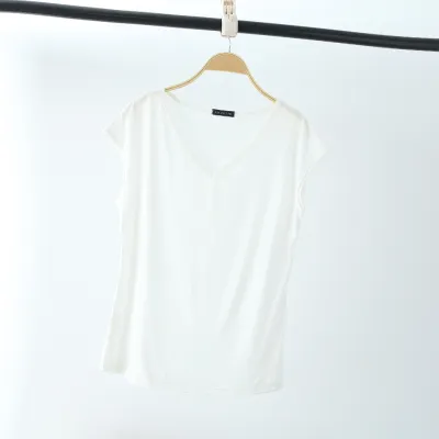 Women Basic V Neck Solid Modal T-Shirt Loose Fit Casual
