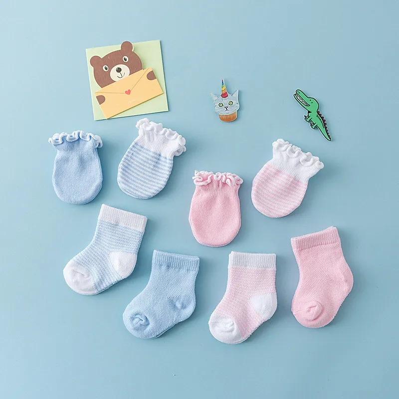 Toddlers Newborn Baby Fashion Boys Girls Casual Stripes Socks and Anti-Scratch Gloves Set