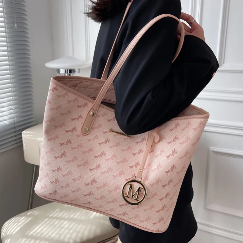 Women Business Commuting Printed Metal Pendant Large Capacity Square Zipper Shoulder Tote Bag
