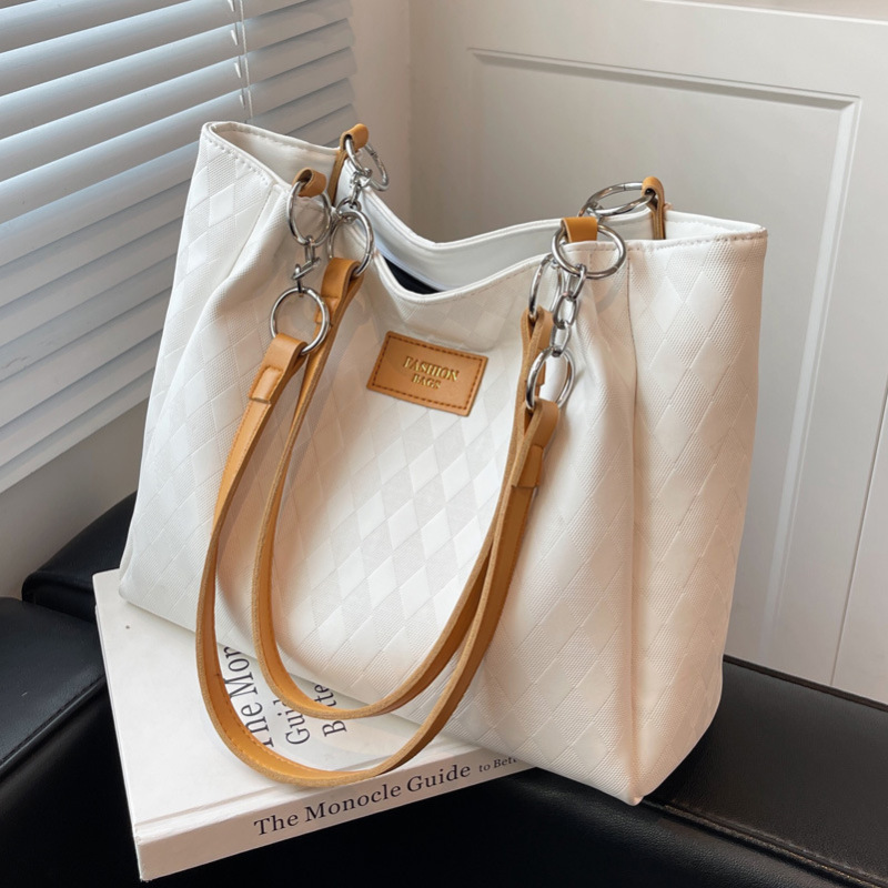 ★TOUT Y EST★ Simple shopper bag 62 pleated pleated ivory S Mini Pleco Vertical Pleated Silver Beige Tote - de Young