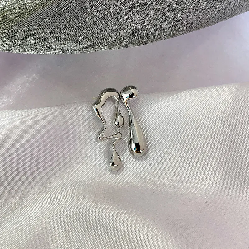 Women Fashion Simple Irregular Metal Abstract Lines Earrings