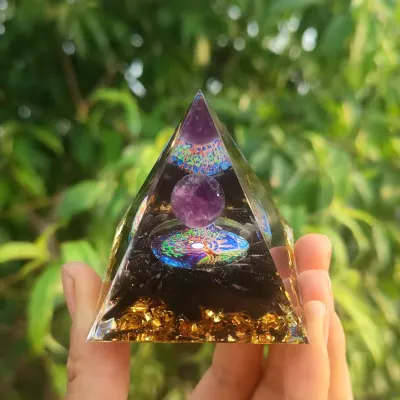 Pyramid Crystal Resin Glue Drop Ornament Home Decoration Handmade