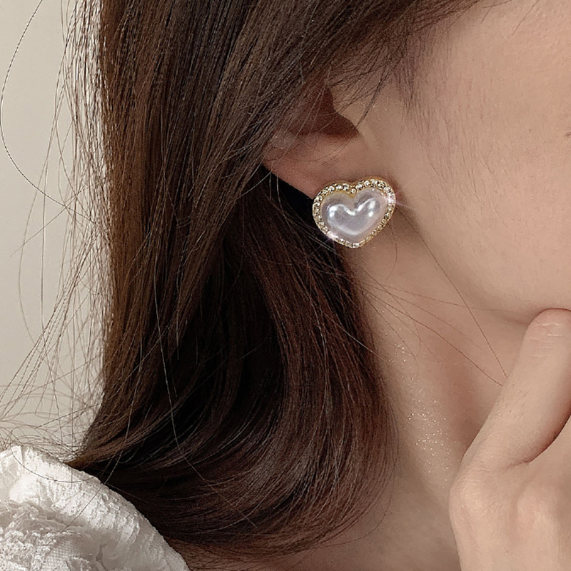TATIANA☆Lettering Pearl Heart Hoop Earring AmortentiaZirconiaHoopsSilver.
