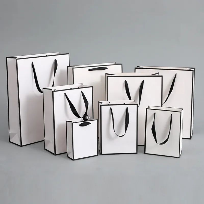Simple White Portable Paper Bag Shopping Bags