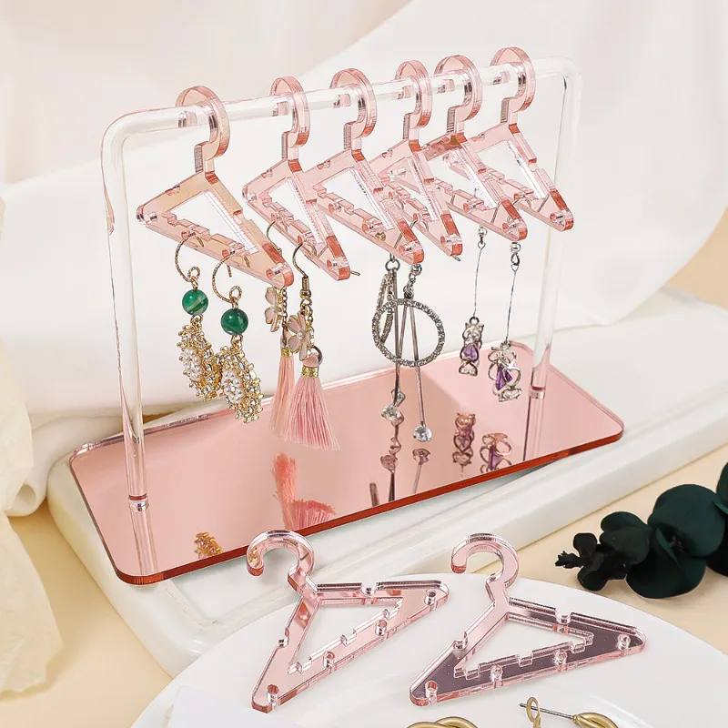 Creative Hanging Acrylic Jewelry Display Stand High Sense Alien Shape