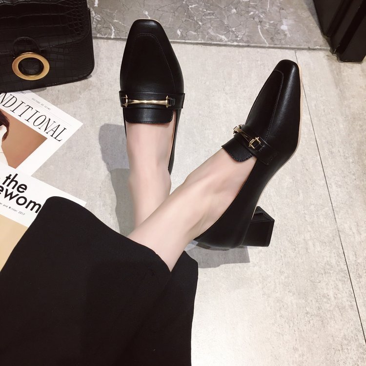 Wholesale Women Fashion Solid Color Square Toe Metal Chunky