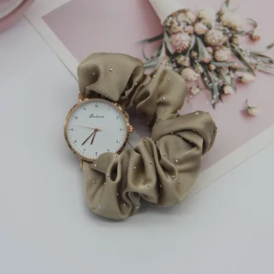 Women's Fashion Casual Elegant Silk Watchband Rhinestone Solid Color Watch