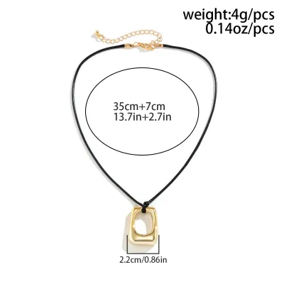 Women Fashion Exaggerated Heart Pendant Clavicle Chain Necklace