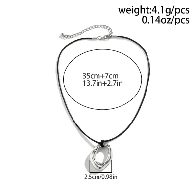 Women Fashion Exaggerated Heart Pendant Clavicle Chain Necklace