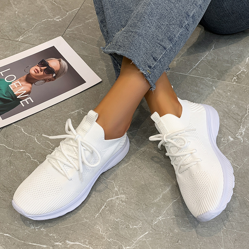 Wholesale Women Casual Plus Size Solid Color Breathable Sneakers