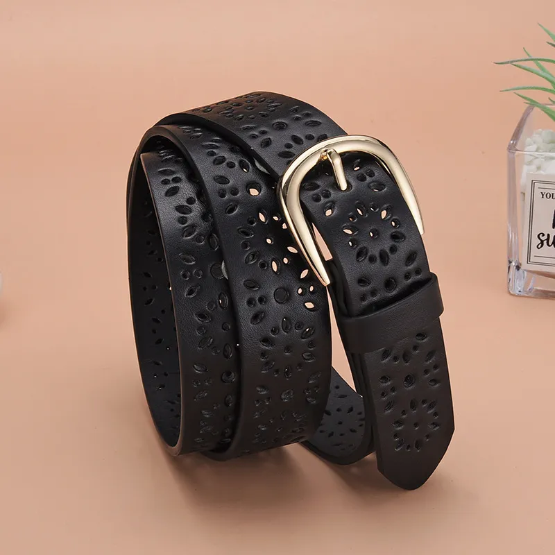 Women's Fashion Casual Solid Color PU Leather Versatile Hollow Metal Buckle Belt