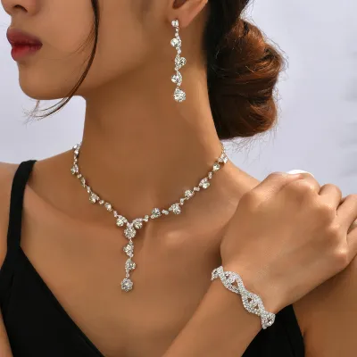 Luxury Fashion Wedding Party Rhinestone Necklace Earrings Bracelet Three-Piece Set
