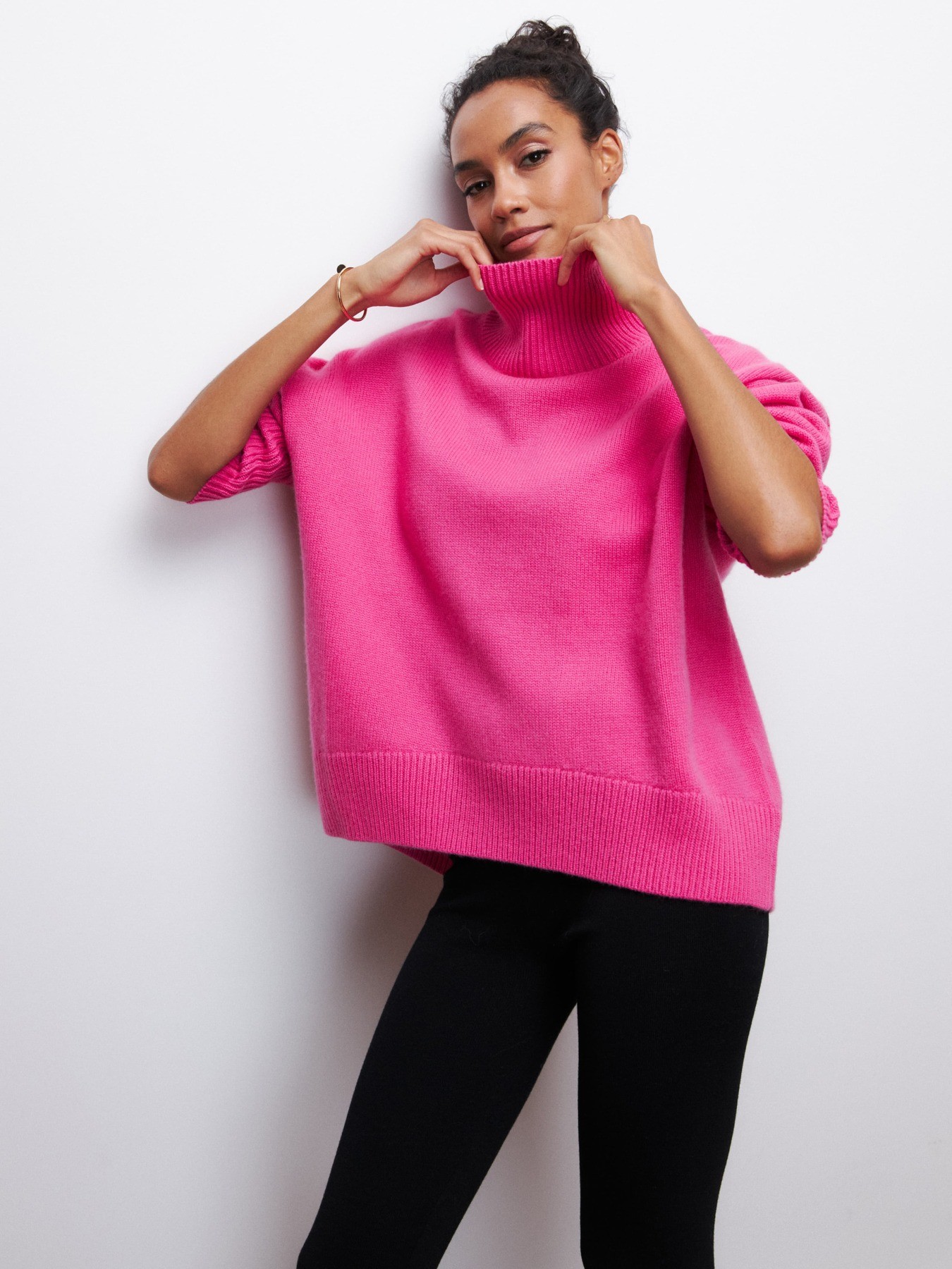 Wholesale Women Fashion Solid Color Loose Turtleneck Sweater