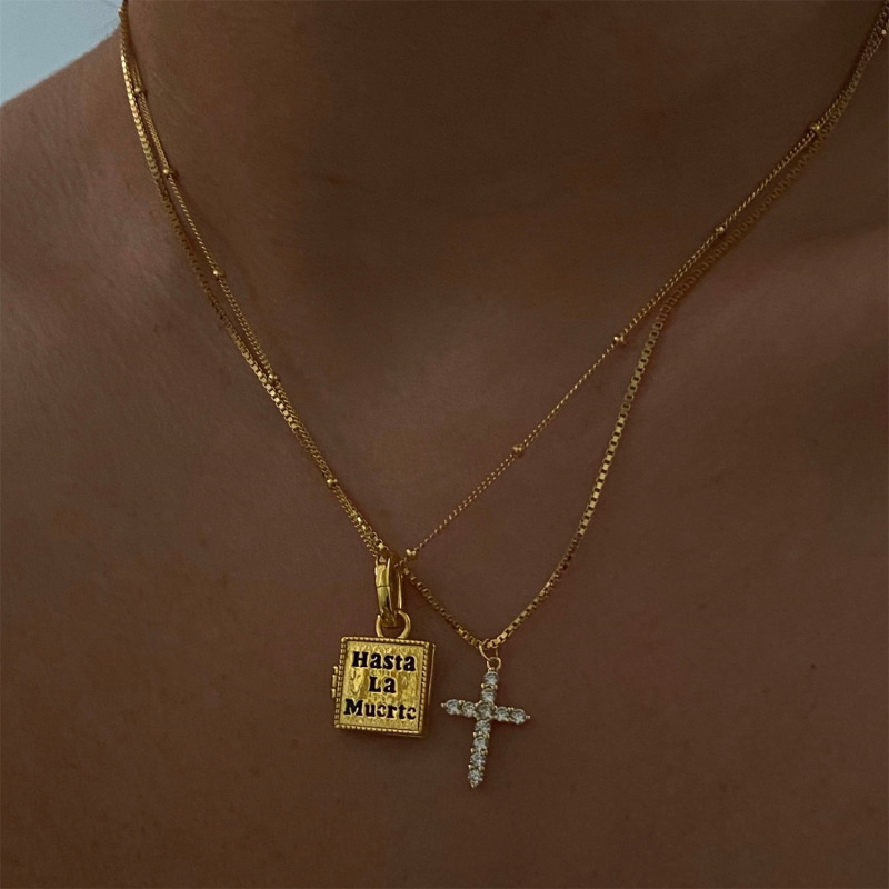 Wholesale Women Simple Fashion Zircon Cross Pendant Necklace