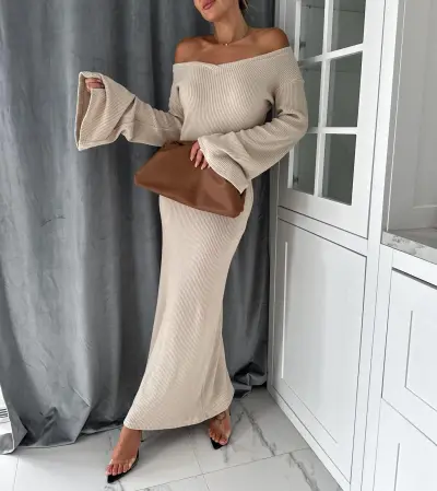 Autumn Winter Women Sexy Knitted V-Neck Horn Sleeve Maxi Dress