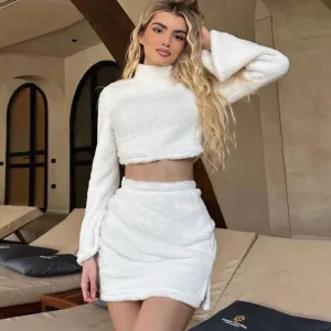 Autumn And Winter Women Fashion Plush Solid Color Long Sleeve Top Skirt Two-Piece Set