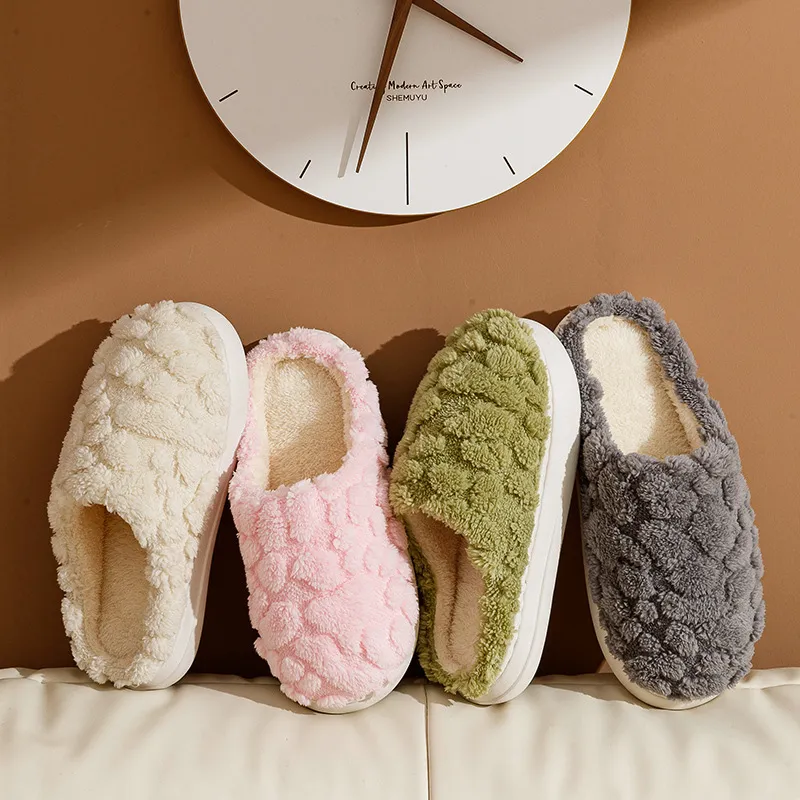 Women Cute Plus Size Plush Warm Round Toe Flat Household Slippers