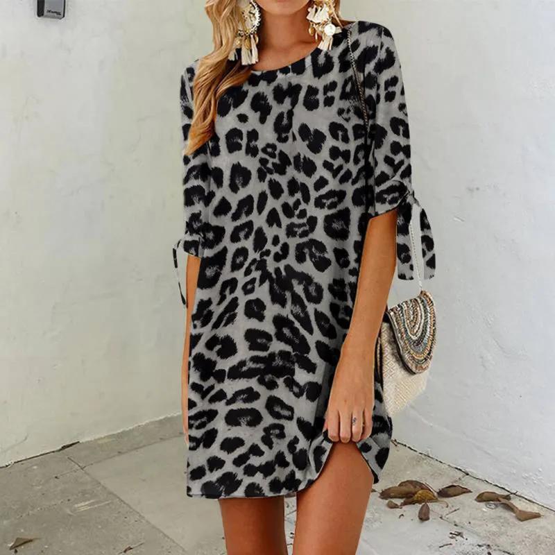 Women Casual Leopard Print Round Neck Dress
