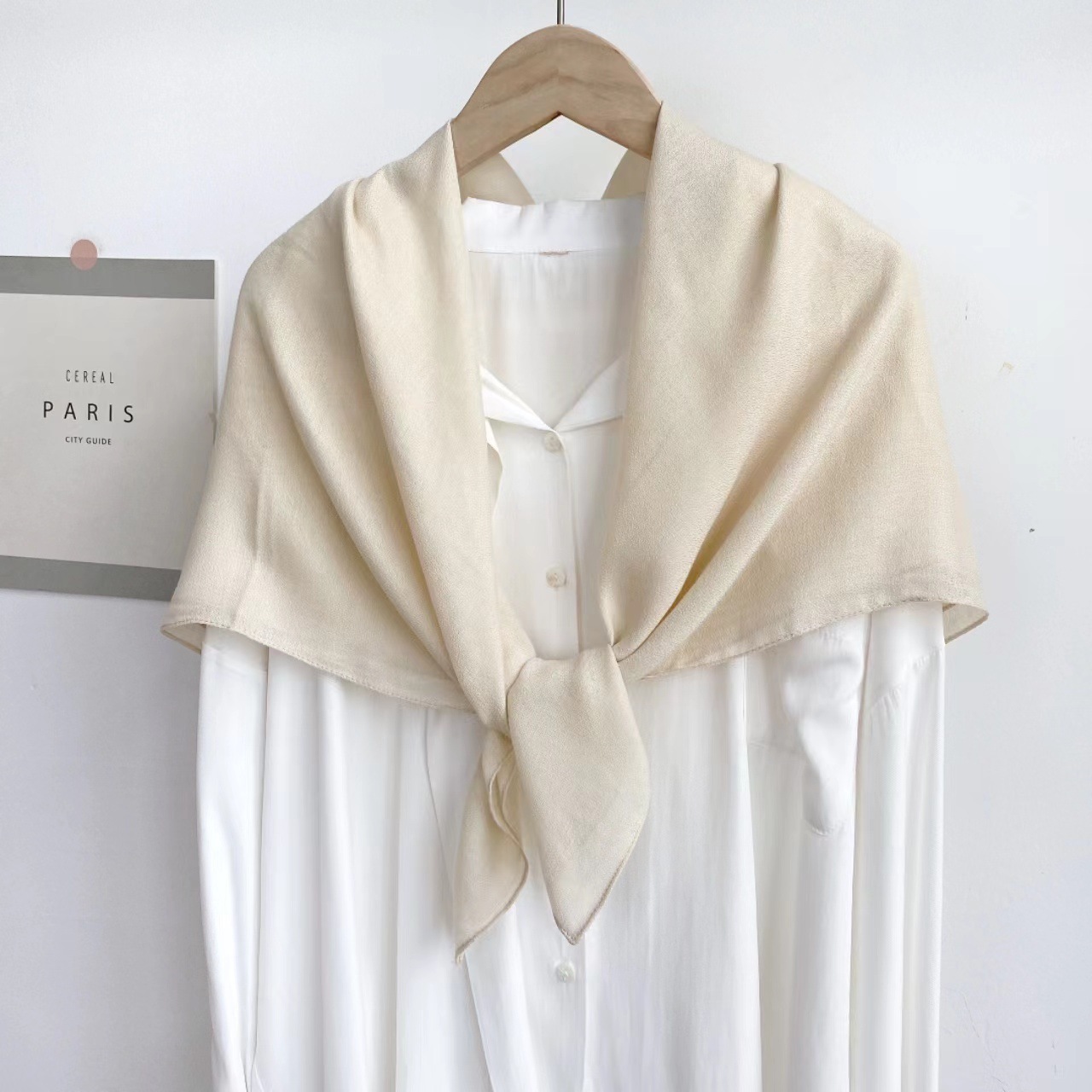 シシクイ theshishikui SILK SCARF CAP/ BEIGE（Chloe Signature