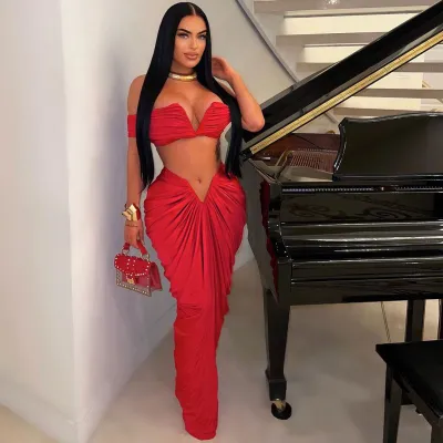 Women Fashion Sexy Strapless Top Creased Skirt Two-Piece Set