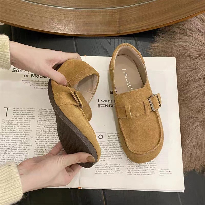 Wholesale Women Fashion Retro Solid Color Round Toe Flat Loafers