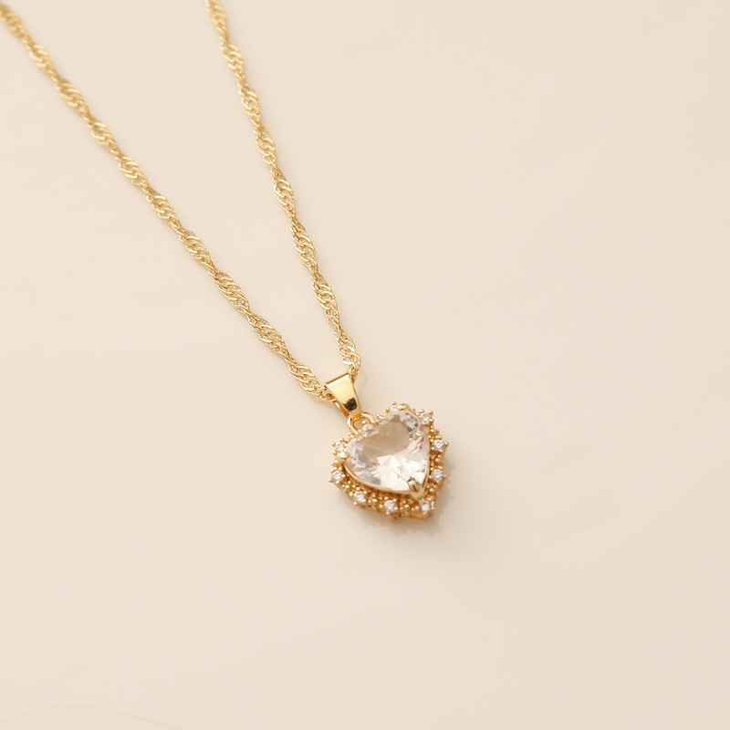韓国発【TATIANA】Colored Heart Pearl Necklace Wholesale Valentine Day Women Fashion Heart-Shaped