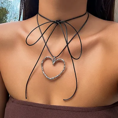 Valentine Exaggerated Heart Metal Choker Necklace