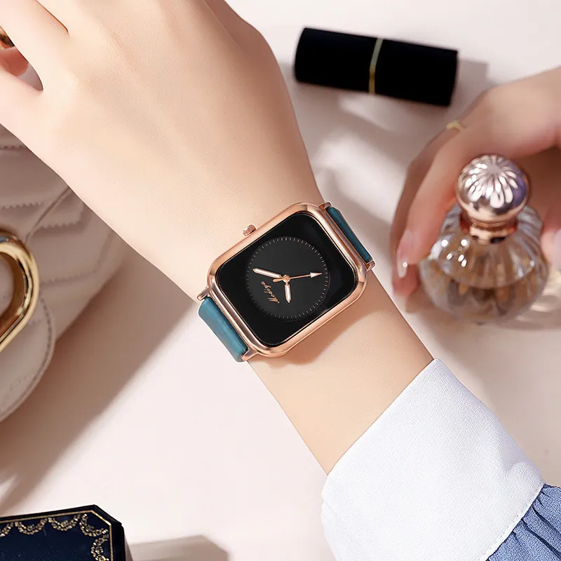 Women's Casual Rectangle Dial Slim Silicone Band Watch