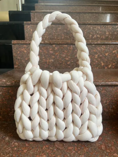 Women Fashion Solid Color Hand-Woven Wool Handbag Soft Small Clutch