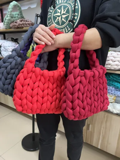 Women Fashion Solid Color Hand-Woven Wool Handbag Soft Small Clutch