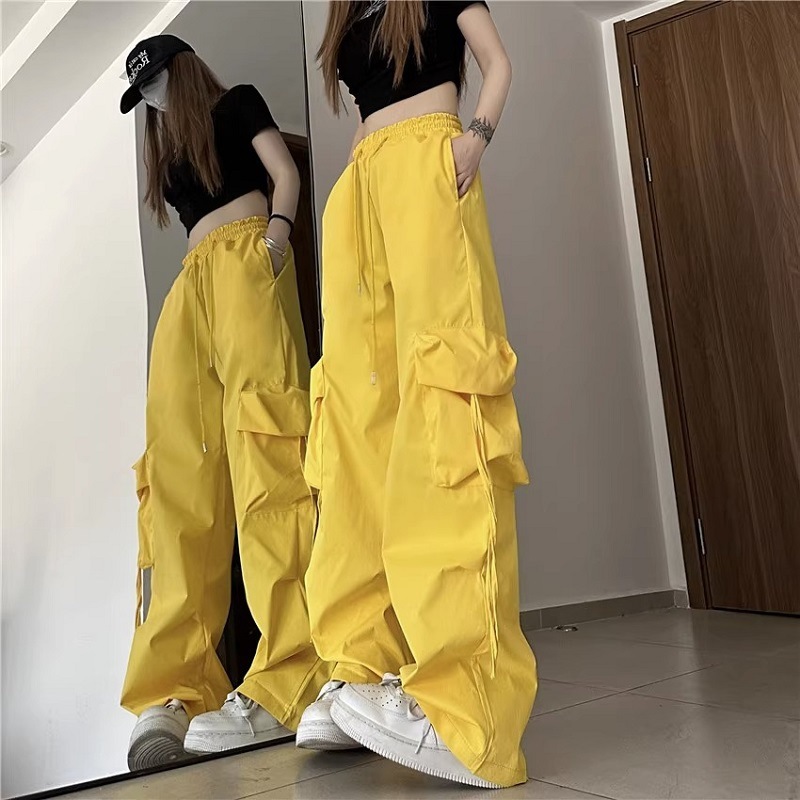 SHEIN Neon Yellow Chain Detail Belted Cargo Pants | Neon yellow pants, Yellow  pants outfit, Yellow pants