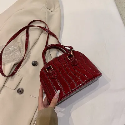 Women Fashionable Simple Zipper Crossbody Shell Bag Medium Horizontal Square PU