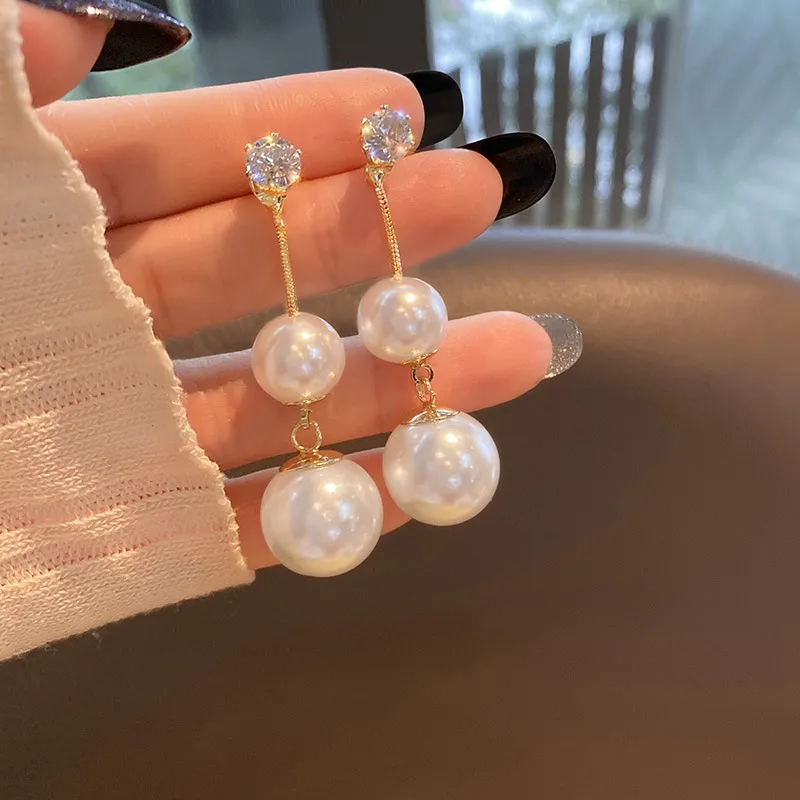Women Fashion Baroque Pearl Pendant Earrings Simple Bow Design