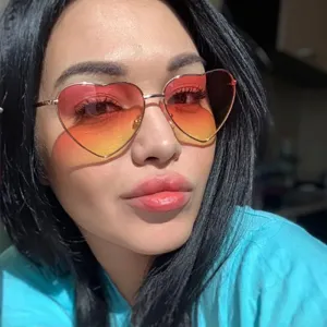 Women Fashion Y2K Metal Heart Shaped Sunglasses
