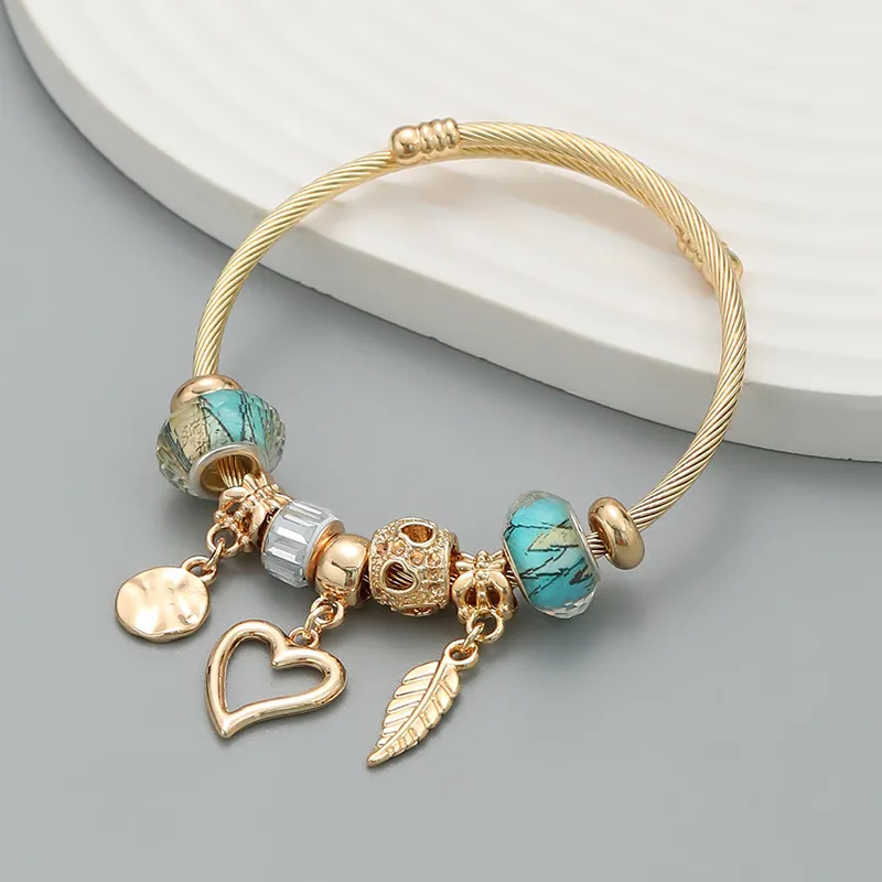 Valentine Day Women Fashion Alloy Leaf Heart Pendant Charm Bracelet