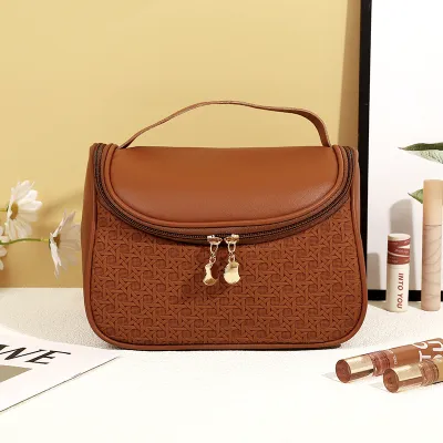 Urban Simplicity Plaid PU Leather Toiletry Bag for Travel Makeup Storage