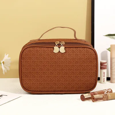 Urban Simplicity Plaid PU Leather Toiletry Bag for Travel Makeup Storage