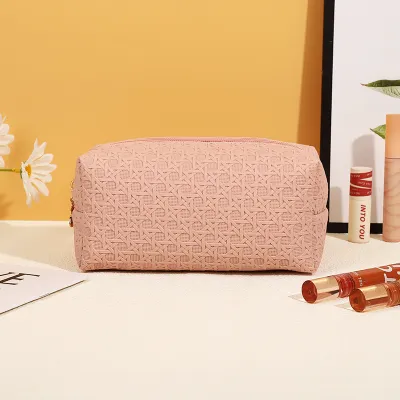 Urban Simplicity Plaid PU Leather Toiletry Bag for Travel Makeup Storage