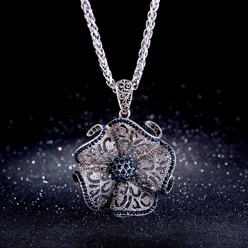 Women Fashion Vintage Hollow Floral Rhinestone Long Necklace