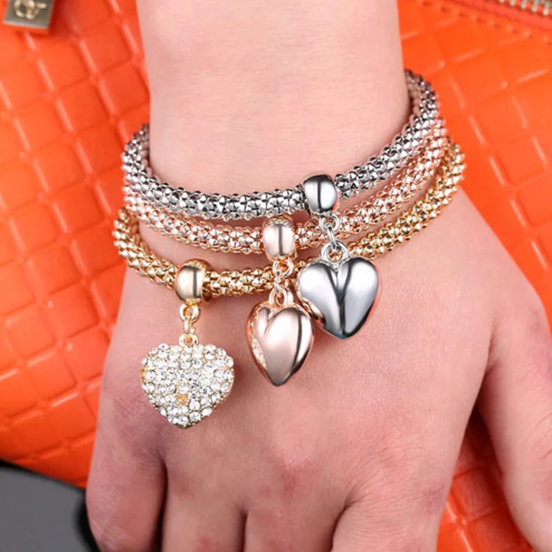 Valentine Day Women Fashion Exaggerated Heart-Shaped Rhinestone Three-Color Bracelet Set