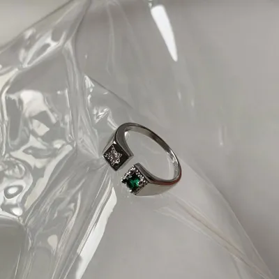 Women Fashion Simple Multicolor Heart-Shaped Rhinestone Ring
