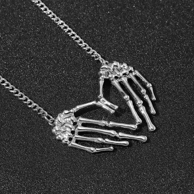 Men Creative Gothic Skull Hand Alloy Pendant Necklace