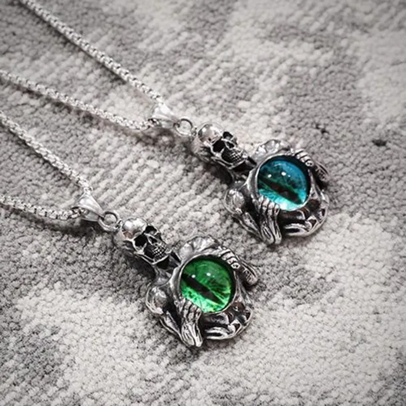 Men Minimalist Retro Gothic Devil Eye Skull Necklace